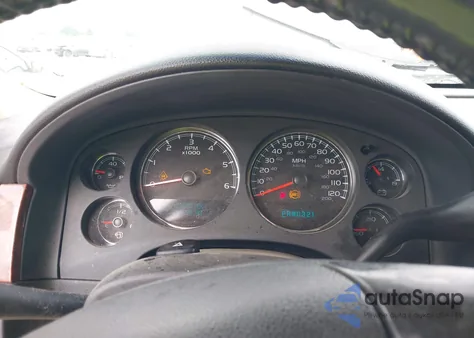 2008 Chevrolet Suburban 1500 Ltz z USA, uszkodzony, nr VIN 1GNFK16Y88R220363